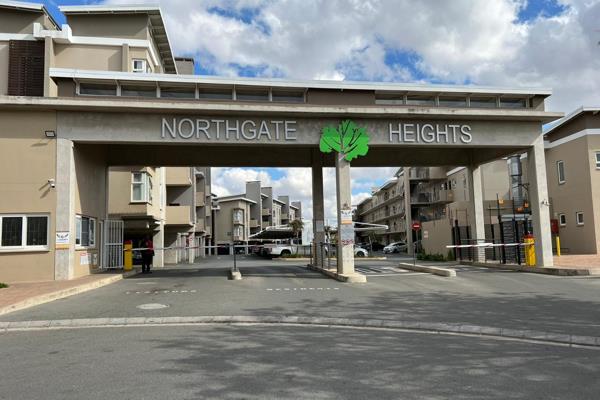 Stunning 1 bedroom Apartment, Situated at Montrose Avenue Northgate, This ground floor ...