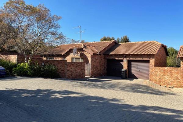 This Spacious, neat and sunny home in a secure, quiet complex in the heart of Fourways (with back up power)

The well maintained family ...