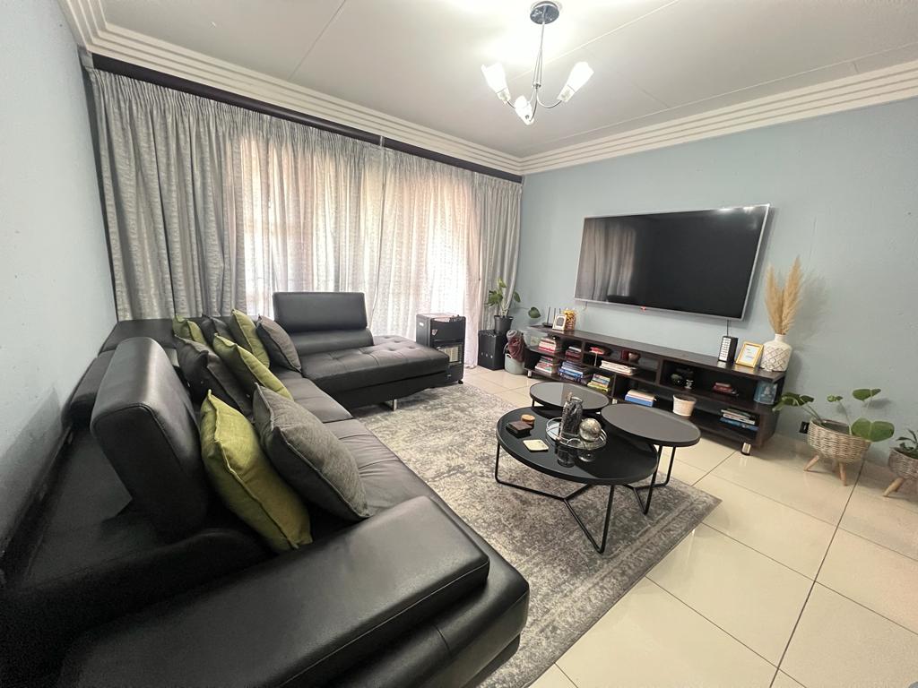 Ravenswood Property Property and houses for sale in Ravenswood