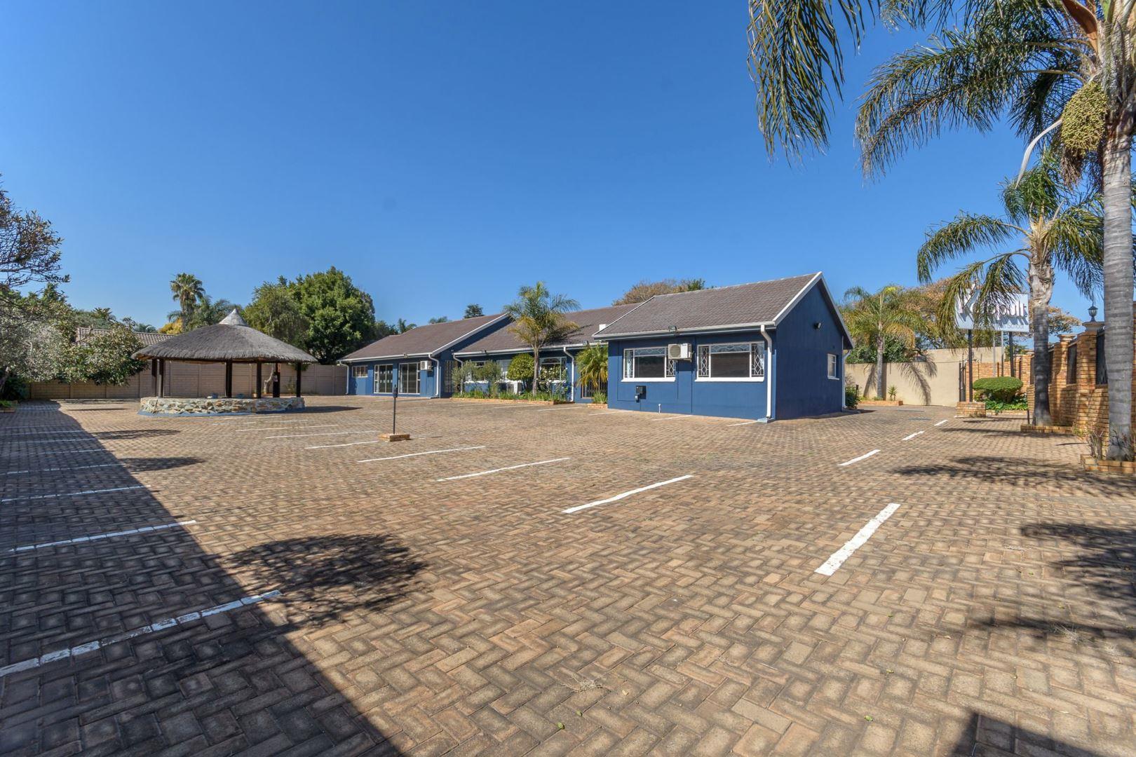 Commercial property for sale in Bedfordview P24113053400