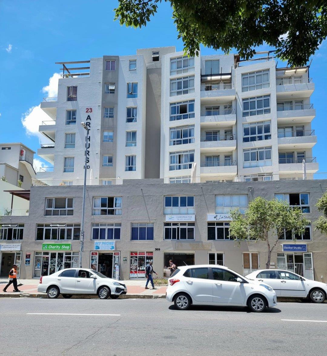 2-bedroom-apartment-flat-for-sale-in-sea-point-p24-113055223