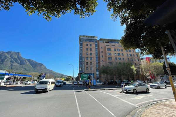 Located in the heart of the Claremont and Newlands business hub, Newlands on Main offers ...