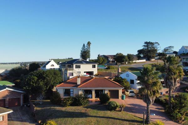 This house is situated in the sought-after area of Stilbaai Hoogte, where property does ...