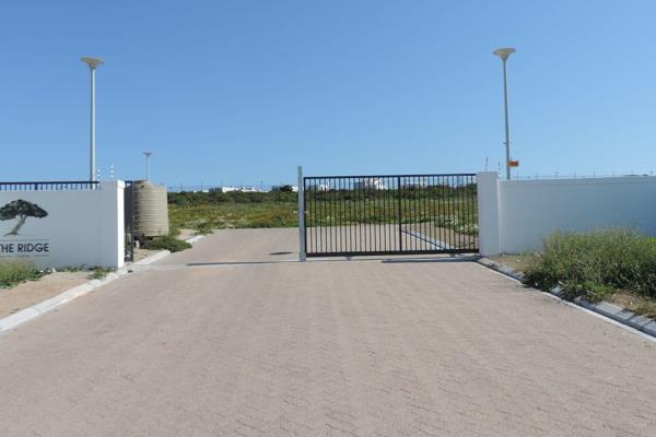 New gated Security Estate with cell phone gate access and protected by electric fencing.
Situated close to Laguna Mall, Curro School ...