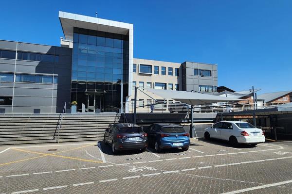 Spacious 338m2 office space available for lease in Die Hoewes, Centurion. ...