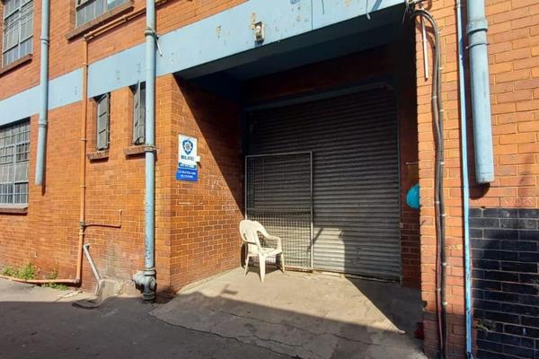 A practical workshop space  with neat office space. Zone 1 back of port, ideal position.4 x off street parking bays.

Would suit a tyre ...