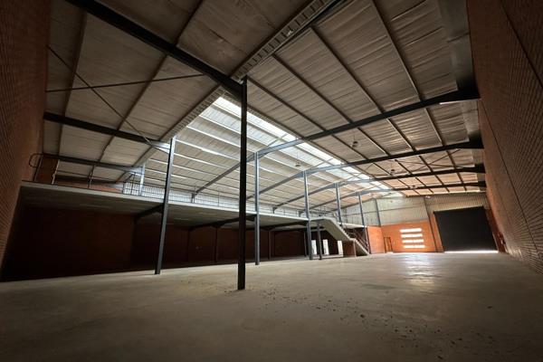 Aeroton industrial park is a brand new development which has premuim grade warehouse ...