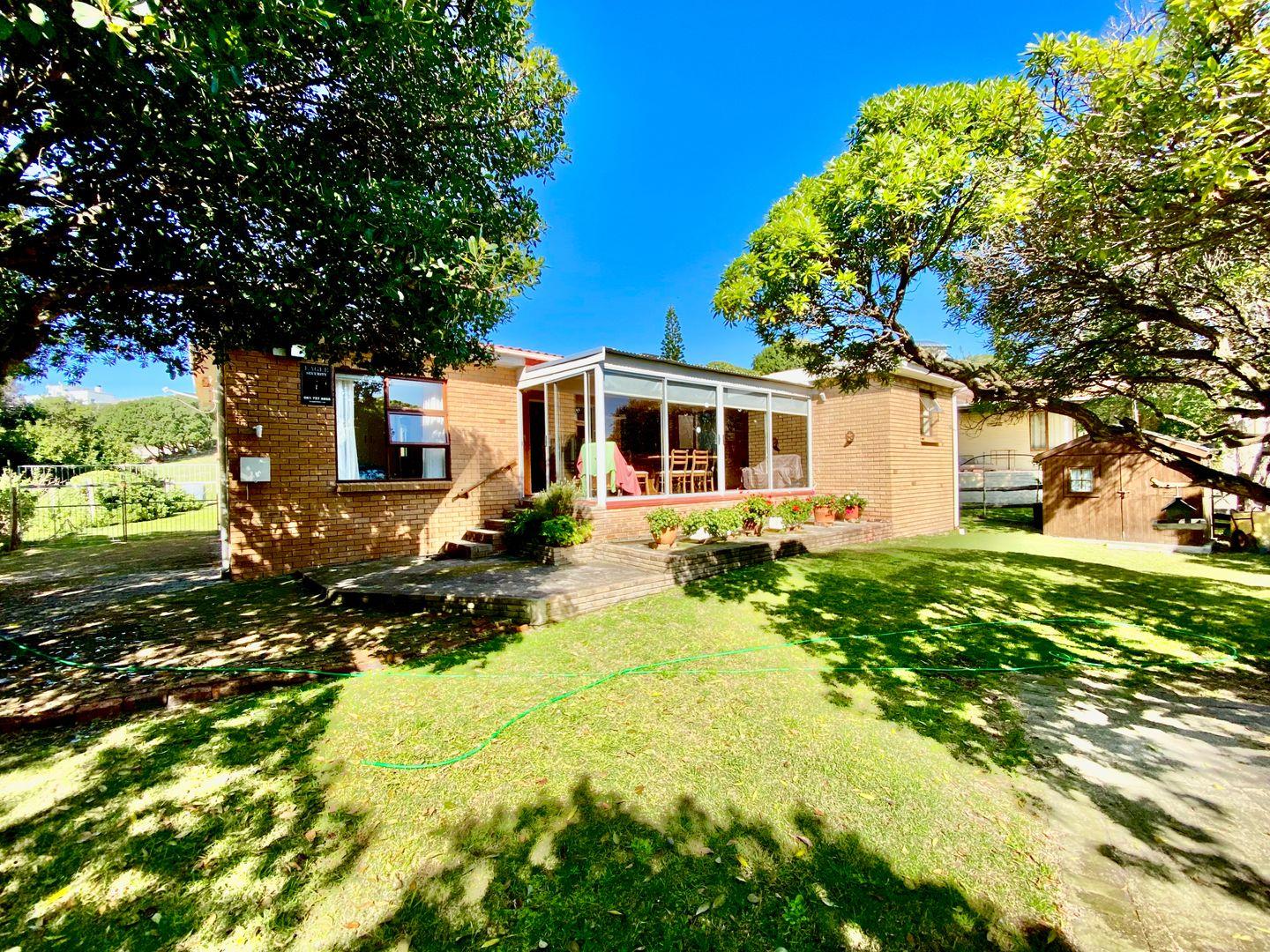 Pearly Beach Property Property and houses for sale in Pearly Beach