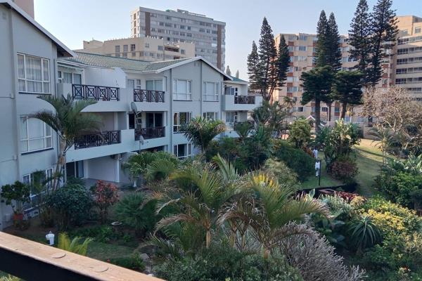 Stunning apartment for sale in Warner Beach. Situated in a gorgeous complex with lovely sea views! The unit is furnished with modern ...