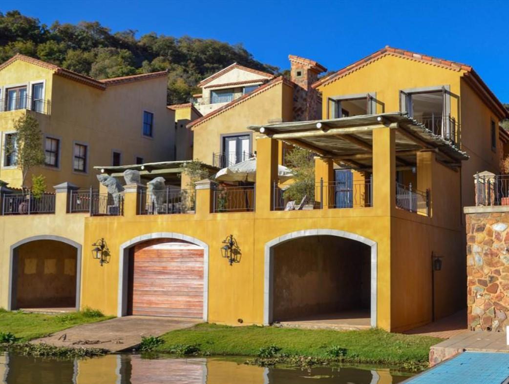 Estate D' Afrique Property Houses for sale in Estate D' Afrique