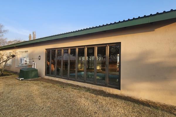 Nestled in the serene landscape just beyond Standerton, this expansive 257-hectare farm offers a harmonious blend of modern luxury ...