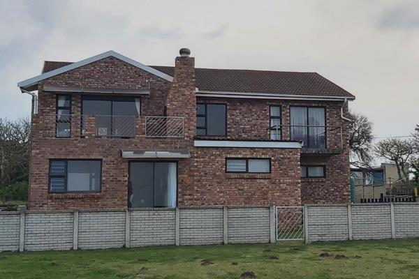 3 Bedroom House for Sale in Seavale