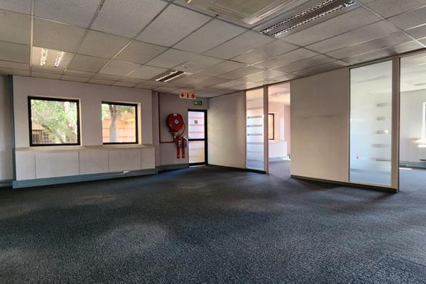 Property features include the following:
708.06 square meters of office ...