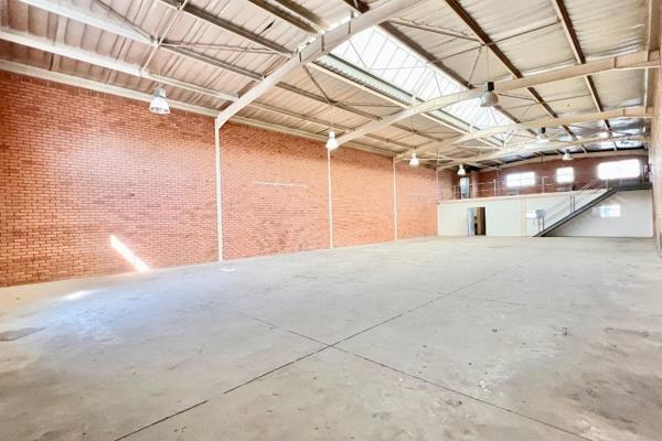 This available warehouse unit comprises of a total of 414m2 and is now available to ...