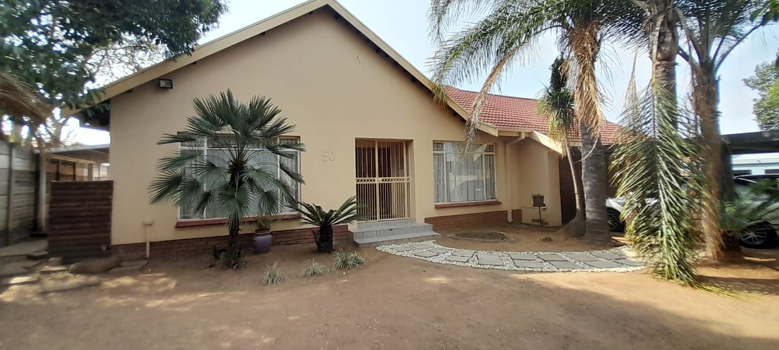 4 Bedroom House for sale in Pioneer Park P24113107484