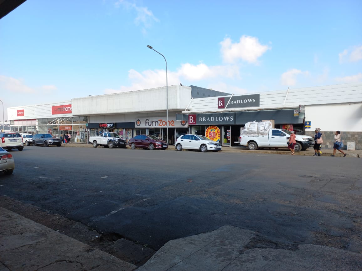 Commercial property for sale in Vryheid - P24-113113016