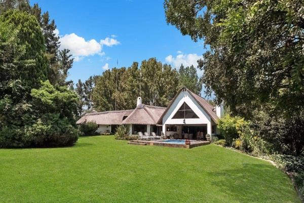 Vaal River

Set within a sought-after gated, guarded and tarred cul-de-sac and on 2,2 hectares of levelled gardens, this expansive ...