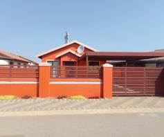 House for sale in Buhle Park