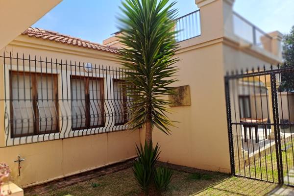 Welcome to your dream oasis is in the heart of Parkwood, Johannesburg!

This exquisite ...