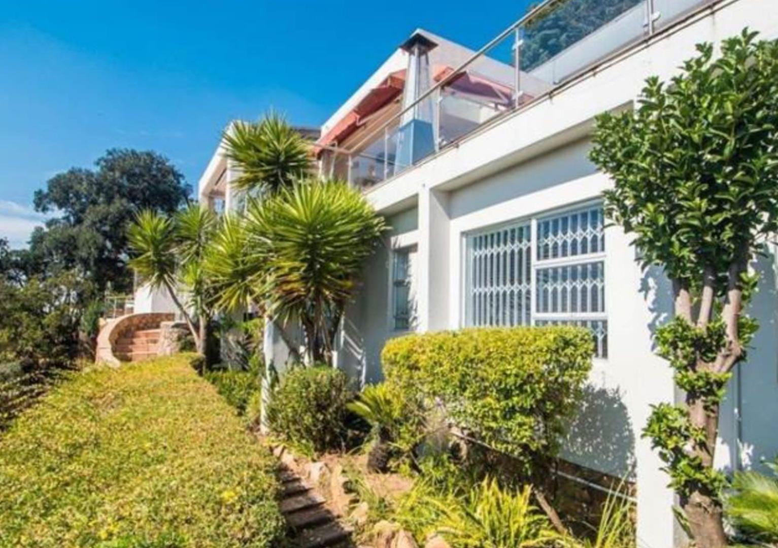 4 Bedroom House for sale in Linksfield 67 Kallenbach Drive P24