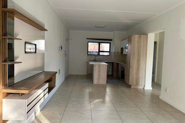 A beautiful and spacious ground floor 2beds 1bath apartment for sale in Randpark Ridge.

This property is perfect for a first time home ...