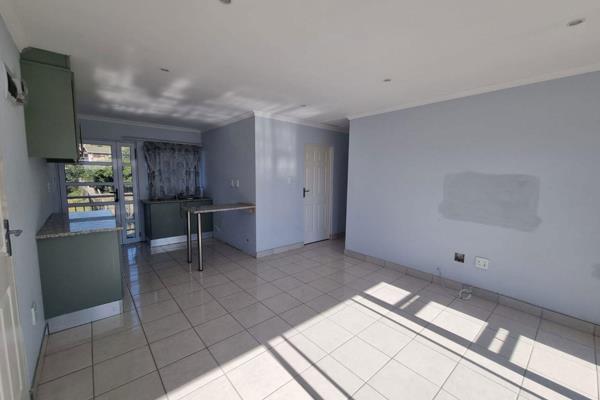 This apartment is situated in a building with 4 units, situated on a corner property and owners have their family home on the property ...