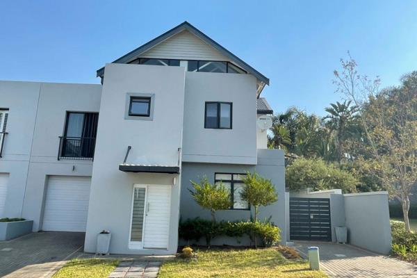 This modern home situated in the heart of Broadacres is perfect for a young family or couple starting out. Downstairs is a free flowing ...