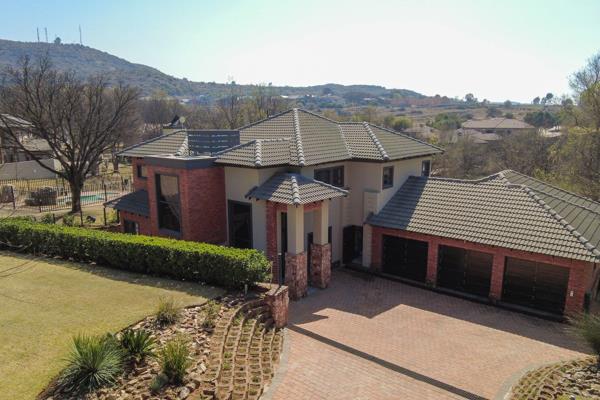 Proudly and exclusively brought to you by Howell Properties.

The photos speak for themselves! 

Heidelberg Kloof is where you will ...