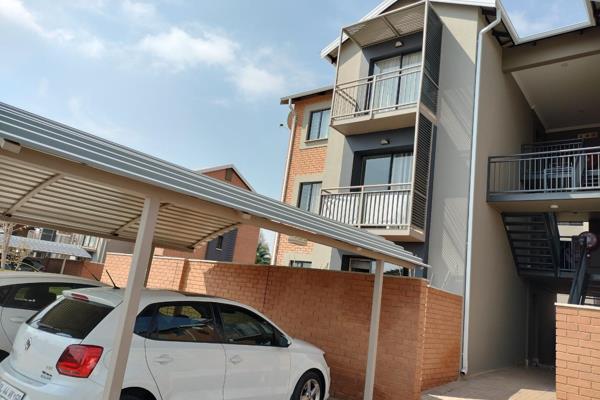 Upmarket Eco Estate, very Exclusive..
Neat and Modern Stylish Property with Lounge, Dinning Room, 2 Spacious Bedrooms, 2 Bathrooms ...