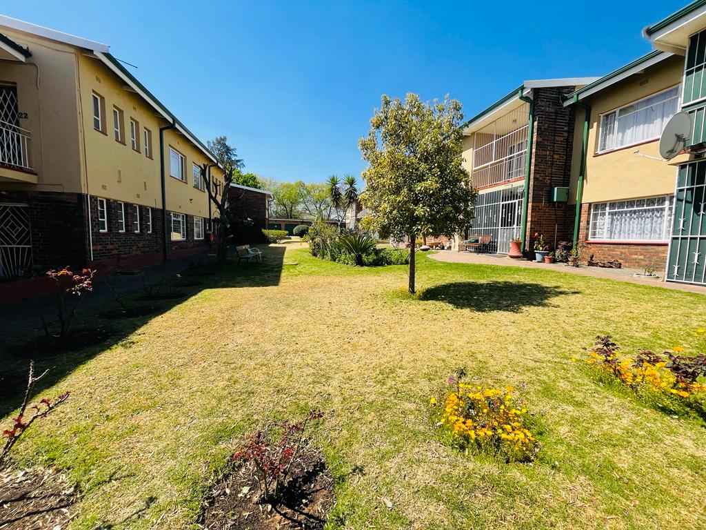 2 Bedroom Apartment / flat for sale in Sasolburg Central - P24-113224713