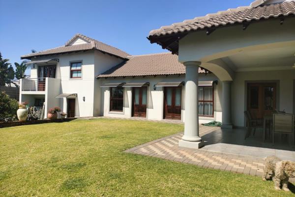 Large 4-bedroom family home with a flatlet in Waterkloof.

This beautiful home has been renovated with A-grade finishes.  It has ...