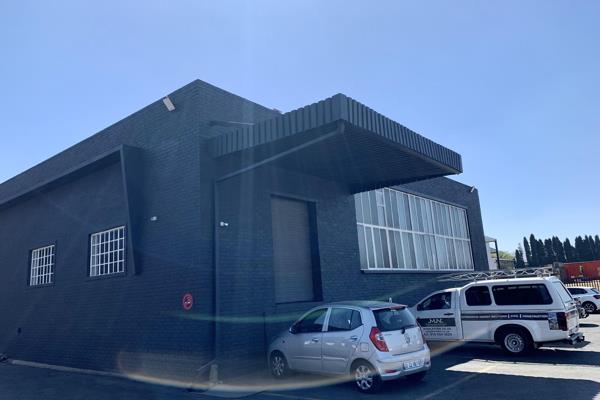 Mini factory available TO LET in Isando! 

Neat industrial space to carry out your ...