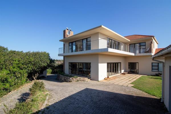 Nestled on the scenic West Bank of Port Alfred, this opulent abode offers awe-inspiring ...