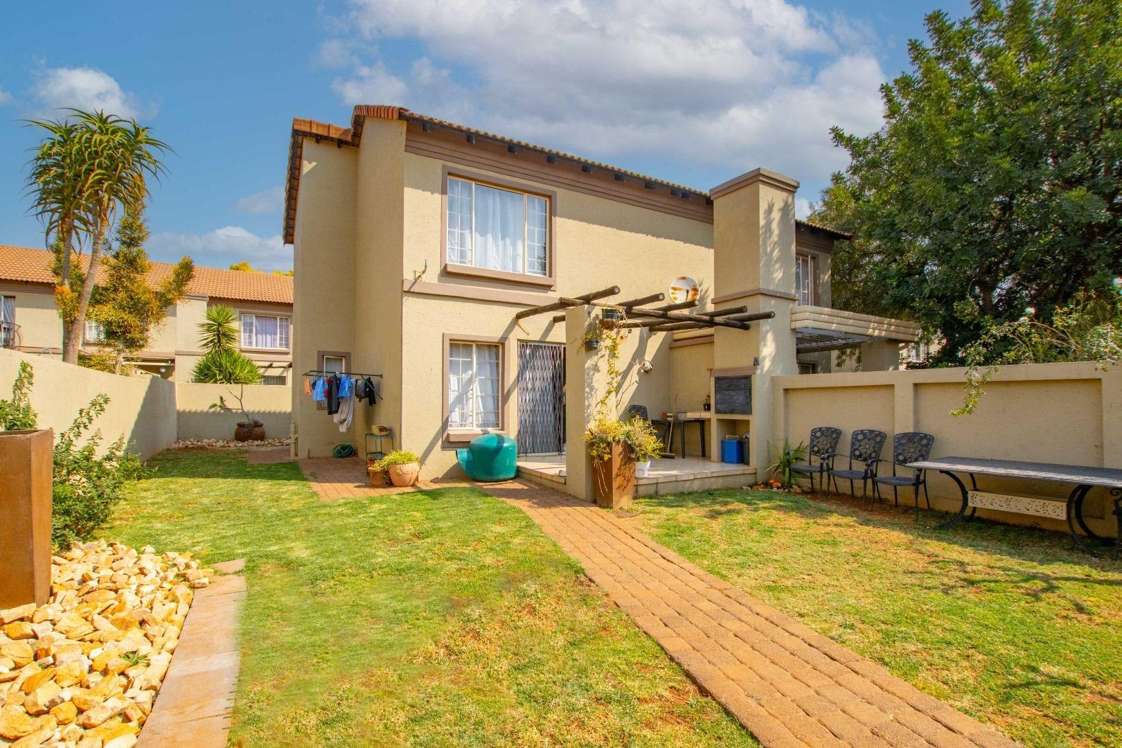 Annlin Property Townhouses for sale in Annlin Page 3