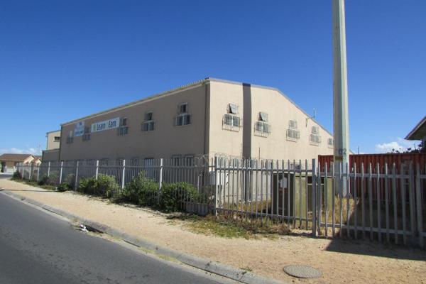 Double story Commercial Property in close proximity to pre school, churches, SAPS, Hospital, Shopping centre, main routes and highways. ...