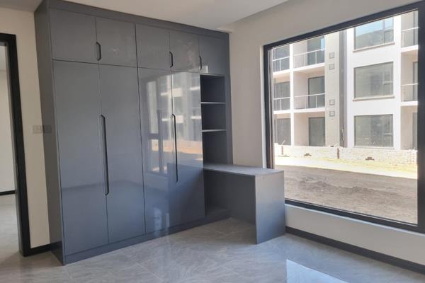 3 Bedroom Apartment / Flat for Sale in Block 10