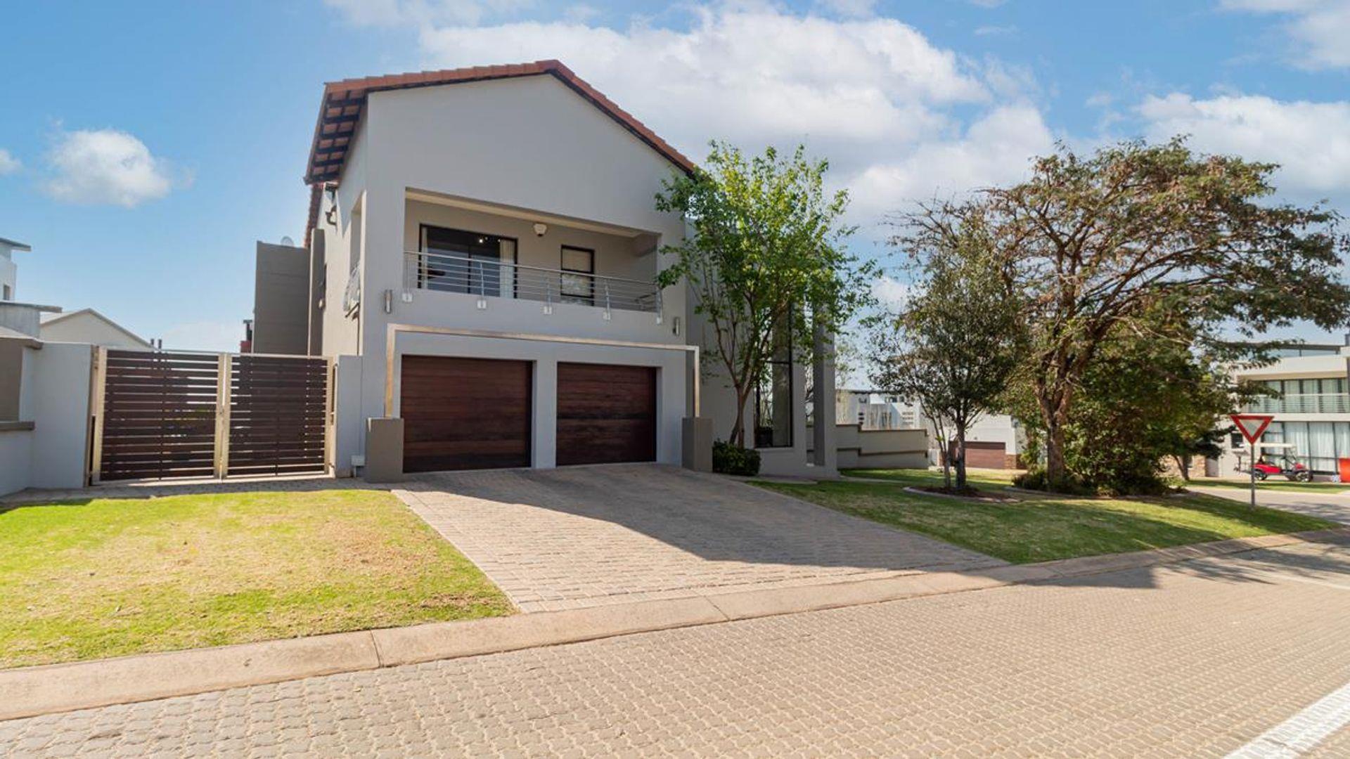 4 Bedroom House for sale in Copperleaf Estate P24113255800