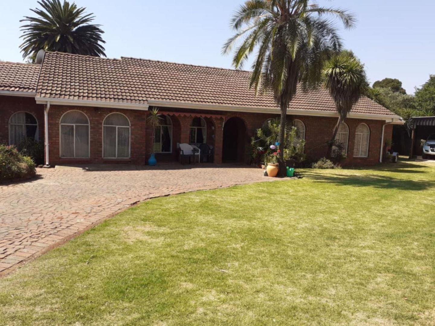 3 Bedroom House for sale in Anzac P24113263530