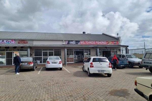 Weltevrede fisheries and take away business  situated  in a busiest  mall .

The business  has a turnover of R260 000 up per month  ...