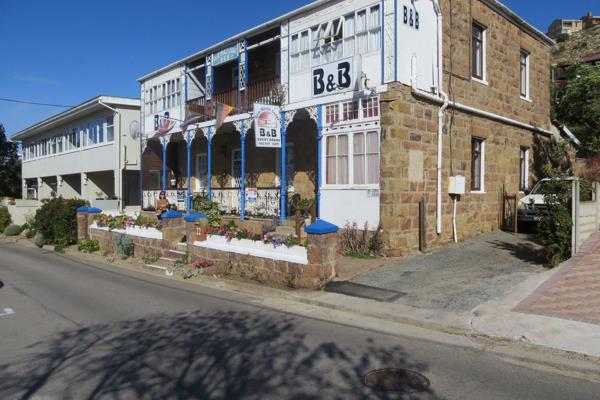 SANDSTONE GUESTHOUSE AT THE POINT – MOSSEL BAY

•	Excellent sea views from all rooms in this house.  
•	Primary schools, High ...