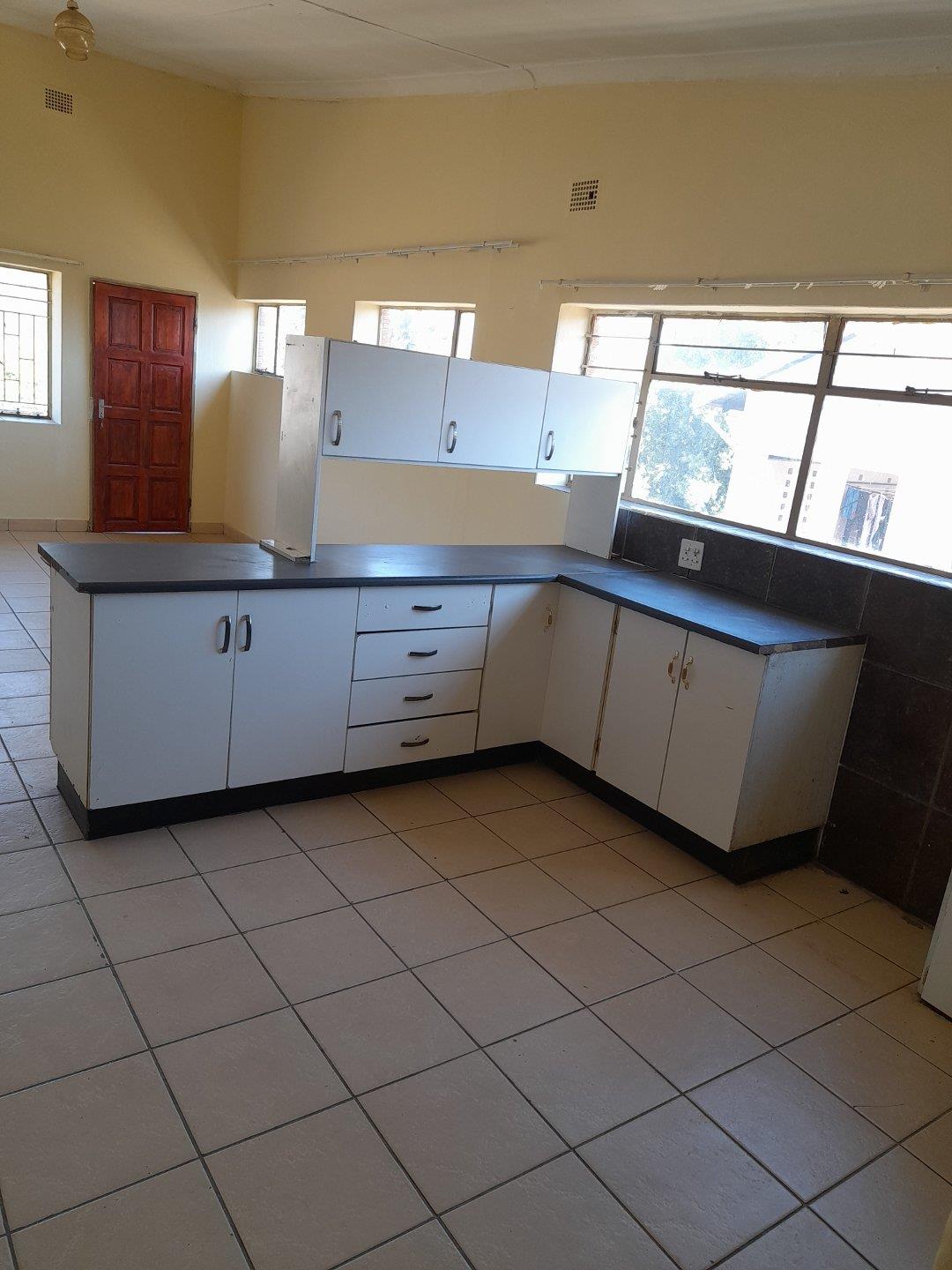 2 Bedroom Apartment Flat To Rent In Pretoria North P24 109956049   315148110