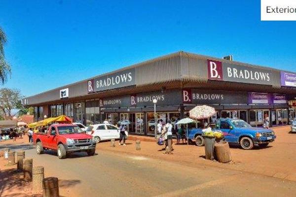 Paradise and Corner house, a shopping centre of some 3,672m2 is situated in Thohoyandou ...