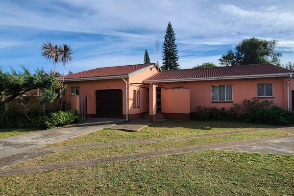 Great 3 bedroom family home for sale in the peaceful suburb of Headlands. Close to the main road that leads to Bhisho, everything is ...