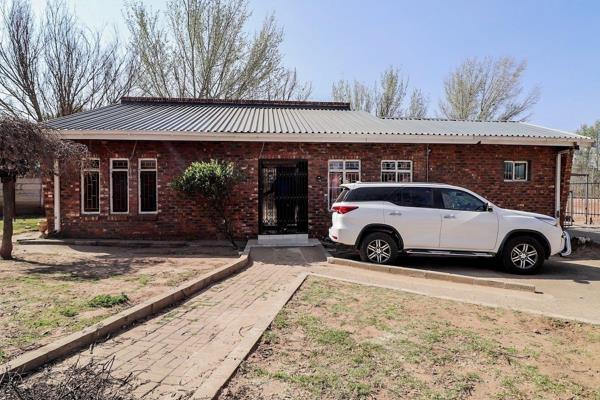 From the moment you step inside, you&#39;ll be captivated by its beauty and functionality. Situated in the charming town of Ficksburg ...