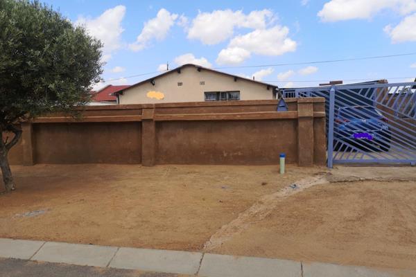 Come and view this today - DO NOT MISS OUT.  

This could be your home!

Massive Carport at the Back for lots of cars!

This ...