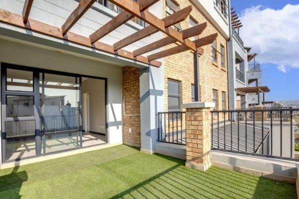 From Basic to Beautiful, Grange Park, Midrand 

This Exquisite, first floor apartment in Grange Park, Midrand is a perfectly suited ...