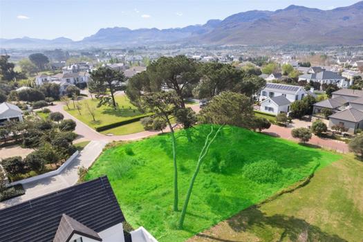 Vacant Land / Plot for sale in Val de Vie Estate