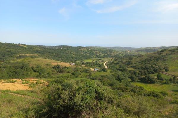 This 3,2375 Ha smallholding approximately 10 kms  inland from Umkomaas, on the South ...