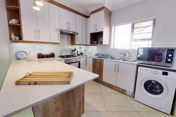 Garanzia Villas Retirement is conveniently and centrally situated in JEFFREYS BAY, on ...