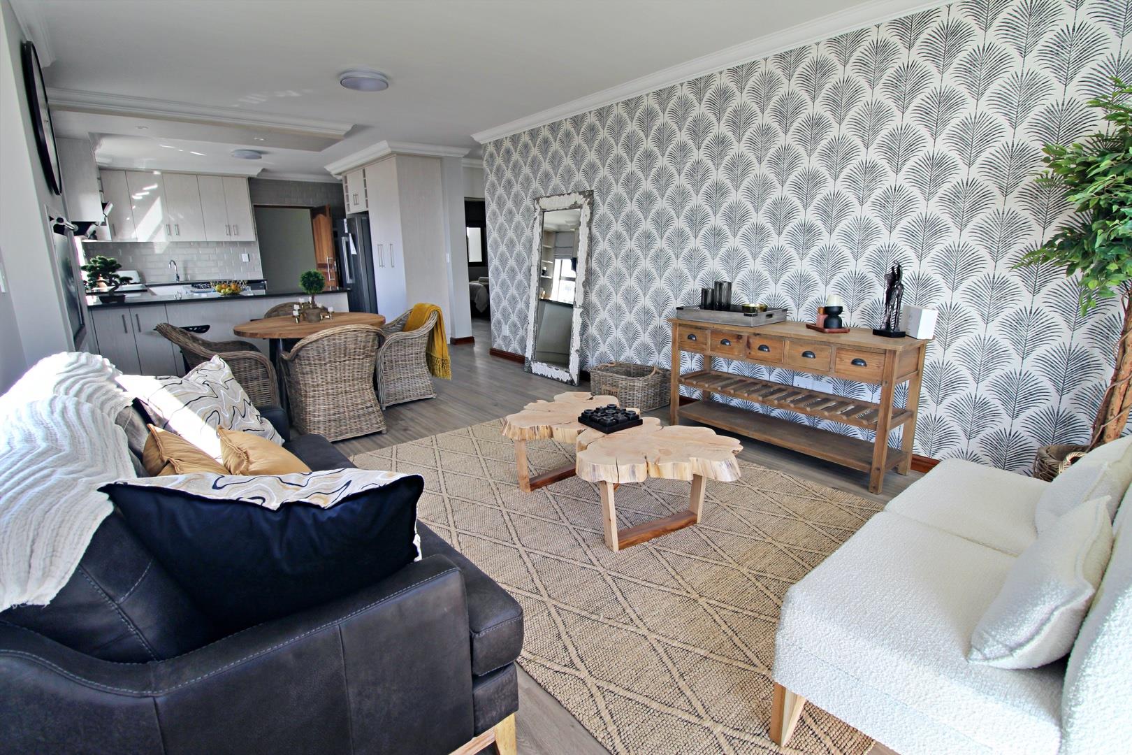 2 Bedroom Apartment / flat for sale in Mossel Bay Central Alhof Drive